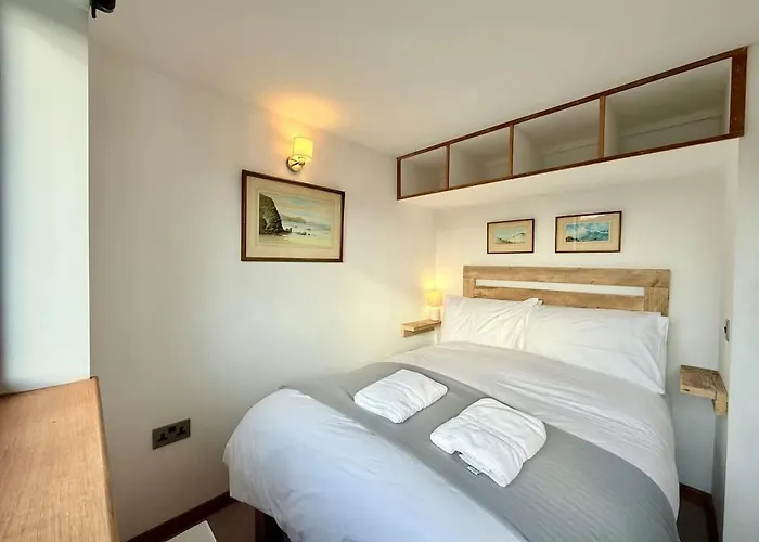 Beautiful Quirky With Spectacular Views Bristol