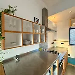Апартаменты Beautiful Quirky With Spectacular Views Бристоль