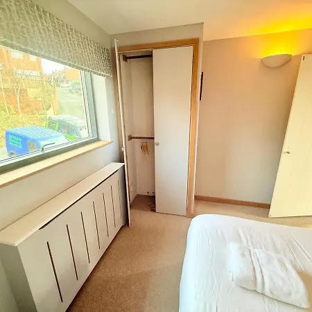 Beautiful Quirky With Spectacular Views Апартаменты Бристоль