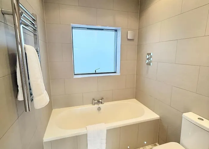 Beautiful Quirky With Spectacular Views Bristol