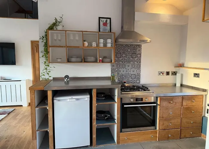 Beautiful Quirky With Spectacular Views Apartmán *